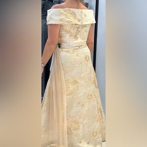 Womens Gown